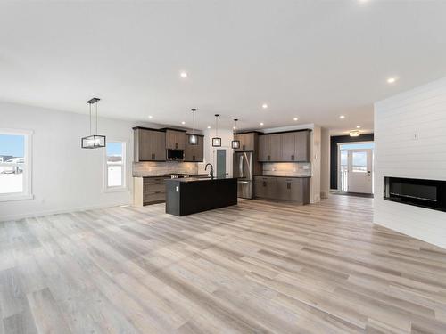 2 54104 Rge Road 274, Rural Parkland County, AB - Indoor With Fireplace