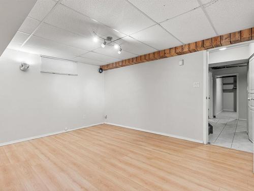 10814 51 Avenue, Edmonton, AB - Indoor Photo Showing Other Room