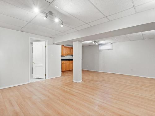 10814 51 Avenue, Edmonton, AB - Indoor Photo Showing Other Room