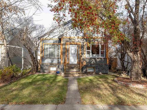 9608 74 Avenue, Edmonton, AB - Outdoor