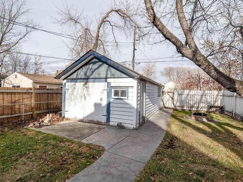 9608 74 Avenue, Edmonton, AB - Outdoor