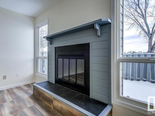 14 4610 17 Avenue, Edmonton, AB - Indoor With Fireplace