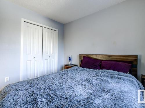 35 3305 Orchards Link Link, Edmonton, AB - Indoor Photo Showing Bedroom