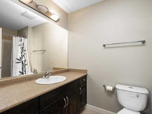 6006 Sunbrook Landing, Sherwood Park, AB - Indoor Photo Showing Bathroom