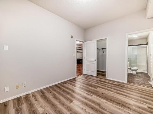 327 4831 104A Street, Edmonton, AB - Indoor Photo Showing Other Room