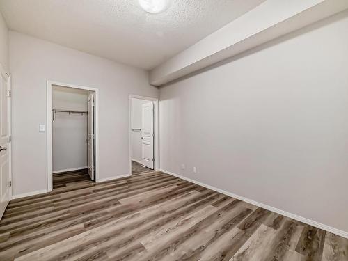 327 4831 104A Street, Edmonton, AB - Indoor Photo Showing Other Room