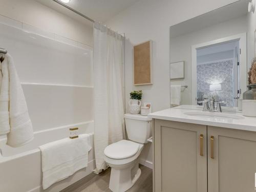 728 Southfork Drive, Leduc, AB - Indoor Photo Showing Bathroom