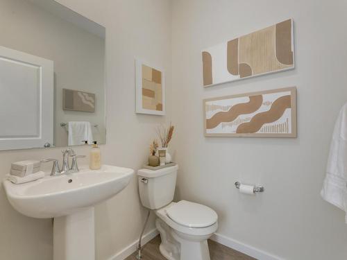 728 Southfork Drive, Leduc, AB - Indoor Photo Showing Bathroom