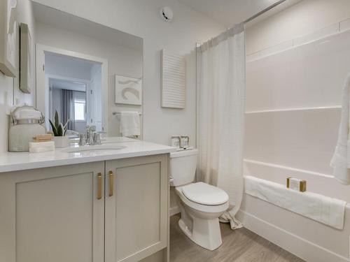 728 Southfork Drive, Leduc, AB - Indoor Photo Showing Bathroom