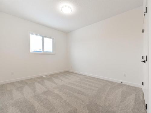 31 Penn Place, Spruce Grove, AB - Indoor Photo Showing Other Room