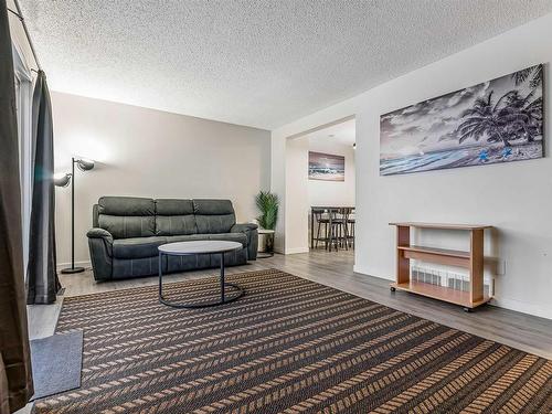 18450 62B Avenue, Edmonton, AB - Indoor