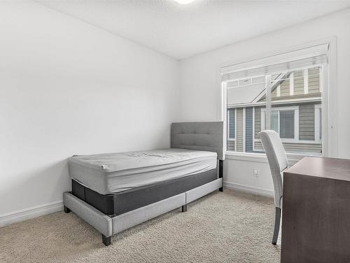 113 3625 144 Avenue, Edmonton, AB - Indoor Photo Showing Bedroom