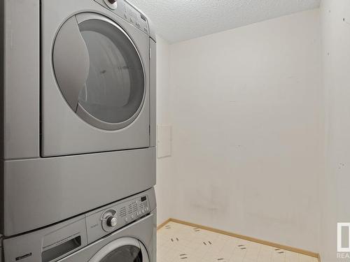 424 2520 50 Street, Edmonton, AB - Indoor Photo Showing Laundry Room