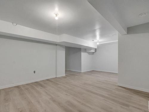 15 14717 34 Street Nw, Edmonton, AB - Indoor Photo Showing Other Room