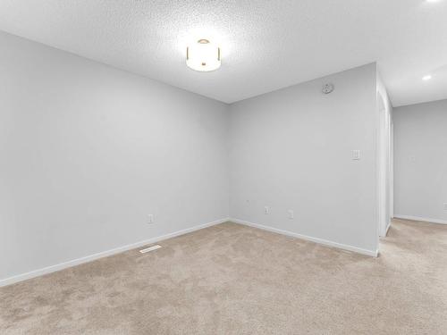 1687 Cavanagh Boulevard, Edmonton, AB - Indoor Photo Showing Other Room