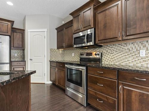 6111 11 Avenue, Edmonton, AB - Indoor Photo Showing Kitchen With Stainless Steel Kitchen With Upgraded Kitchen