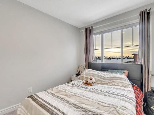 5650 Juchli Avenue, Edmonton, AB - Indoor Photo Showing Bedroom