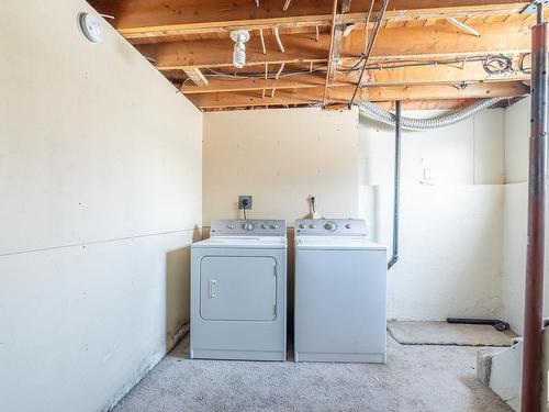 10631 155 Street, Edmonton, AB - Indoor Photo Showing Laundry Room