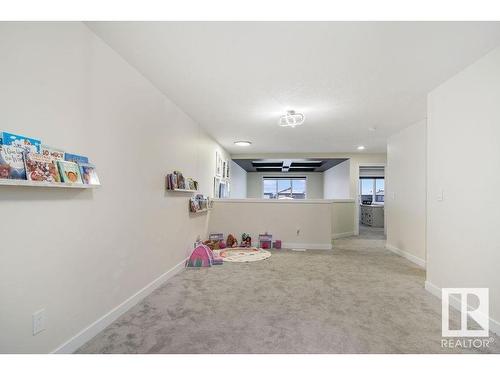 6032 King Landing, Edmonton, AB - Indoor Photo Showing Other Room