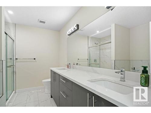 6032 King Landing, Edmonton, AB - Indoor Photo Showing Bathroom