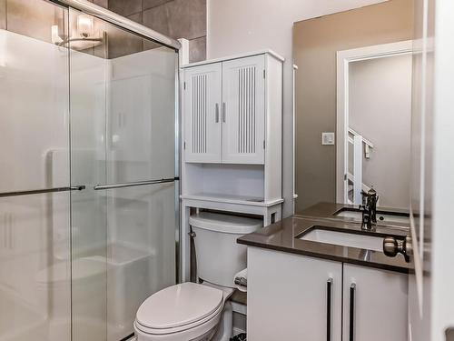 3234 Kulay Way, Edmonton, AB - Indoor Photo Showing Bathroom