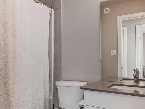 3234 Kulay Way, Edmonton, AB - Indoor Photo Showing Bathroom