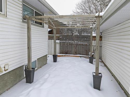 15215 86 Avenue, Edmonton, AB - Outdoor With Exterior