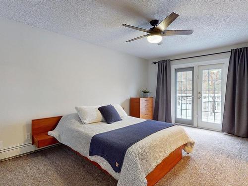 47 52224 Rge Road 275, Rural Parkland County, AB - Indoor Photo Showing Bedroom