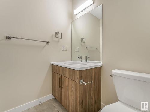 57 1051 Graydon Hill Boulevard, Edmonton, AB - Indoor Photo Showing Bathroom