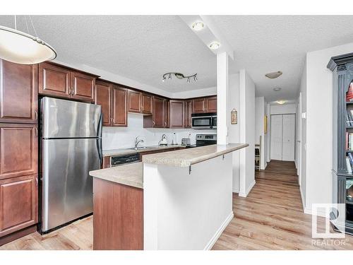 #305 10125 109 St Nw, Edmonton, AB 