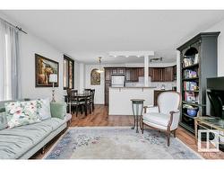 #305 10125 109 ST NW  Edmonton, AB T5J 3M5