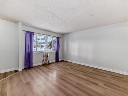 14625 55 Street, Edmonton, AB - Indoor Photo Showing Other Room