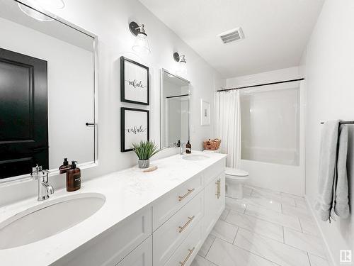 39 Jacobs Close, St. Albert, AB - Indoor Photo Showing Bathroom