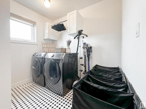 39 Jacobs Close, St. Albert, AB - Indoor Photo Showing Laundry Room