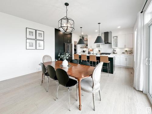 39 Jacobs Close, St. Albert, AB - Indoor Photo Showing Dining Room