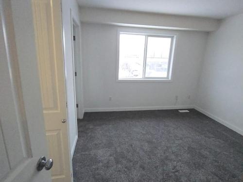 Edmonton, AB - Indoor Photo Showing Other Room