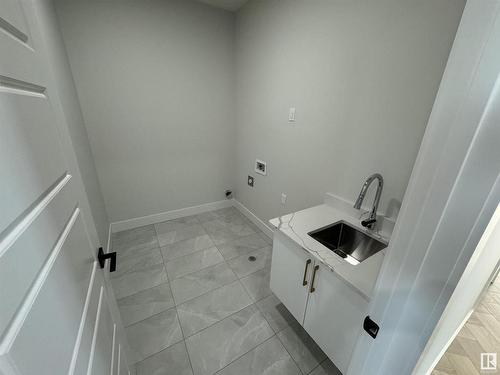 17 Baker Street, Ardrossan, AB - Indoor Photo Showing Other Room