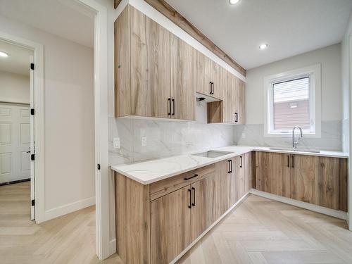 17 Baker Street, Ardrossan, AB - Indoor Photo Showing Kitchen