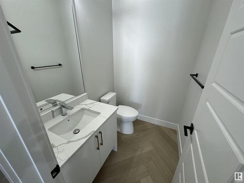 17 Baker Street, Ardrossan, AB - Indoor Photo Showing Bathroom