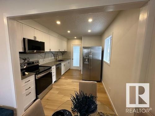 12043 63 Street, Edmonton, AB - Indoor Photo Showing Kitchen