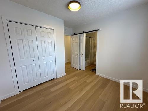 12043 63 Street, Edmonton, AB - Indoor