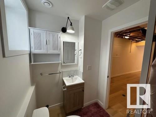 12043 63 Street, Edmonton, AB - Indoor