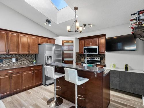 3772 20 Street, Edmonton, AB - Indoor Photo Showing Kitchen