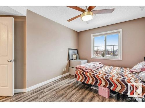 203 534 Watt Boulevard, Edmonton, AB - Indoor Photo Showing Bedroom