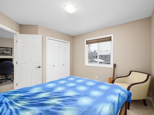 7323 21 Avenue, Edmonton, AB - Indoor Photo Showing Bedroom