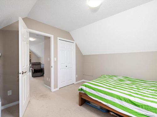 7323 21 Avenue, Edmonton, AB - Indoor Photo Showing Bedroom