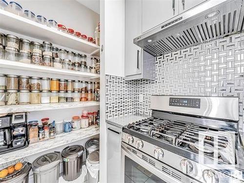 2132 20 Avenue, Edmonton, AB - Indoor Photo Showing Kitchen