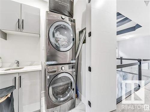 2132 20 Avenue, Edmonton, AB - Indoor Photo Showing Laundry Room