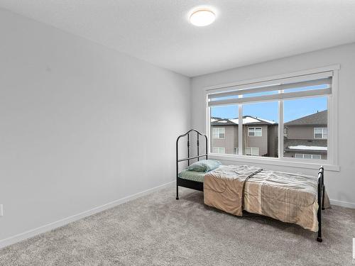 22612 94 Avenue, Edmonton, AB - Indoor Photo Showing Bedroom