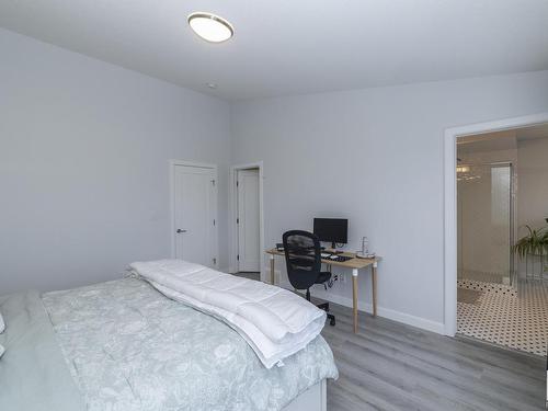 3247 Parker Loop, Edmonton, AB - Indoor Photo Showing Bedroom